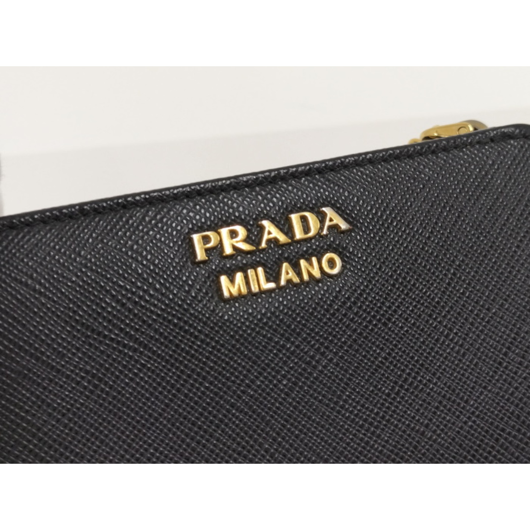PRADA L字ファスナー 二つ折り財布 サフィアーノ レザー ブラック PRADA L字ファスナー 二つ折り財布 サフィアーノ レザー ブラック