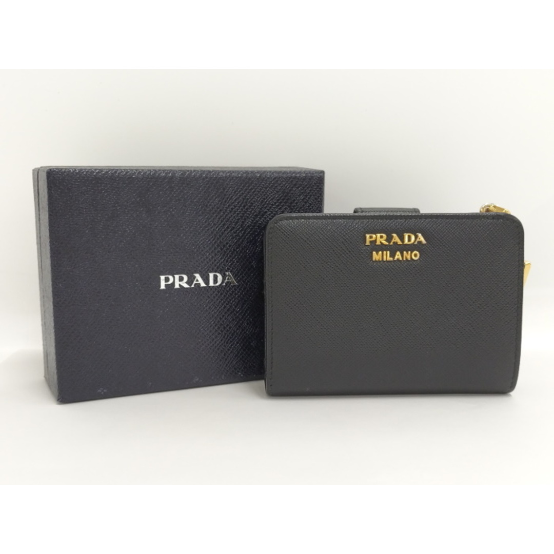 PRADA(プラダ)のPRADA L字ファスナー 二つ折り財布 サフィアーノ レザー ブラック レディースのファッション小物(財布)の商品写真