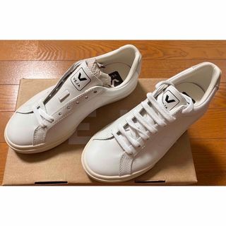 ヴェジャ(VEJA)の新品 未使用VEJA  Esplar レザー　スニーカーEU37 23.5cm(スニーカー)