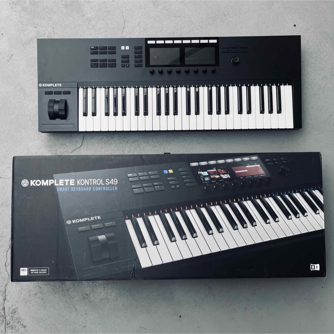 KOMPLETE KONTROL S49 MK2おもちゃ・ホビー・グッズ