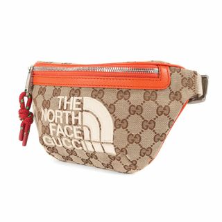 グッチ(Gucci)のGUCCI グッチ バッグ 21AW THE NORTH FACE ノースフェイス GGキャンバス ベルトバッグ Belt Bag 650299 ウエストポーチ ボディバッグ ロゴ刺繍 ベージュ オレンジ カバン コラボ イタリア製【メンズ】【中古】【新品同様】(ボディーバッグ)