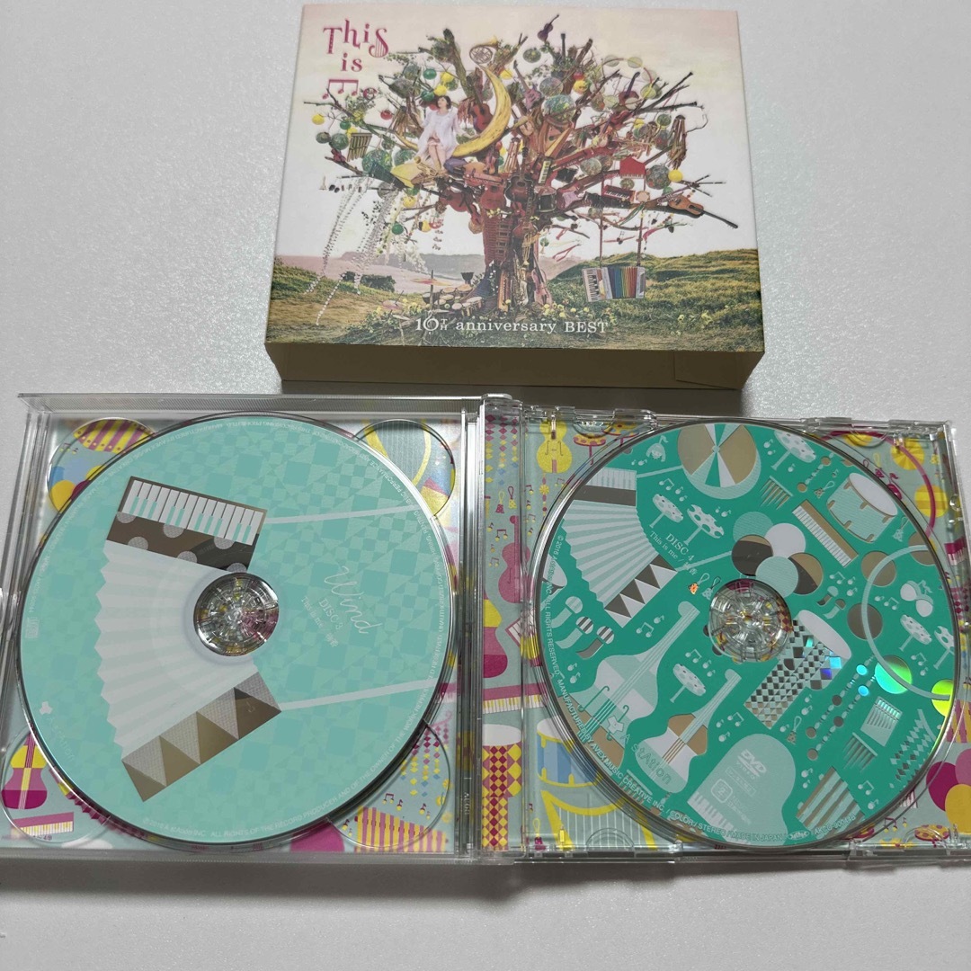 THIS IS ME ～絢香 10th anniversary BEST～（初回 エンタメ/ホビーのCD(ポップス/ロック(邦楽))の商品写真