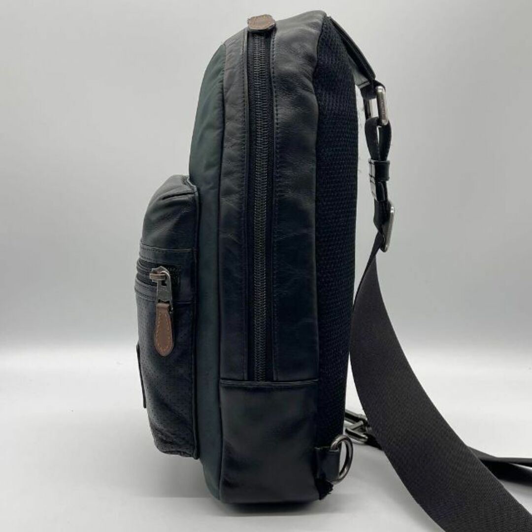 COACH - ✨️美品✨️COACH ボディバッグ スリングバッグ 斜めがけ 肩
