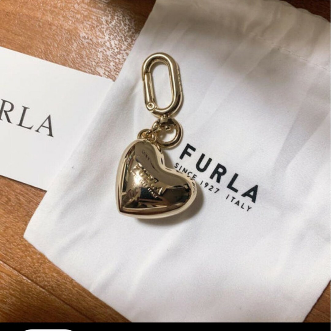 Furla(フルラ)のフルラ　バッグチャーム　キーリング  ハート　キーチャーム レディースのアクセサリー(チャーム)の商品写真