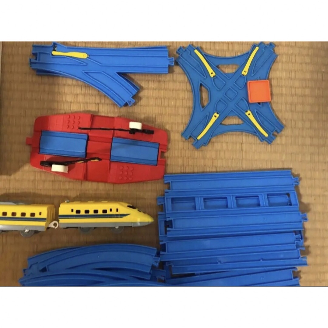 923形ドクターイエローベーシックセット キッズ/ベビー/マタニティのおもちゃ(電車のおもちゃ/車)の商品写真