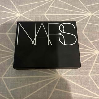 ナーズ(NARS)のNARS フェイスパウダー　数回使用(フェイスパウダー)