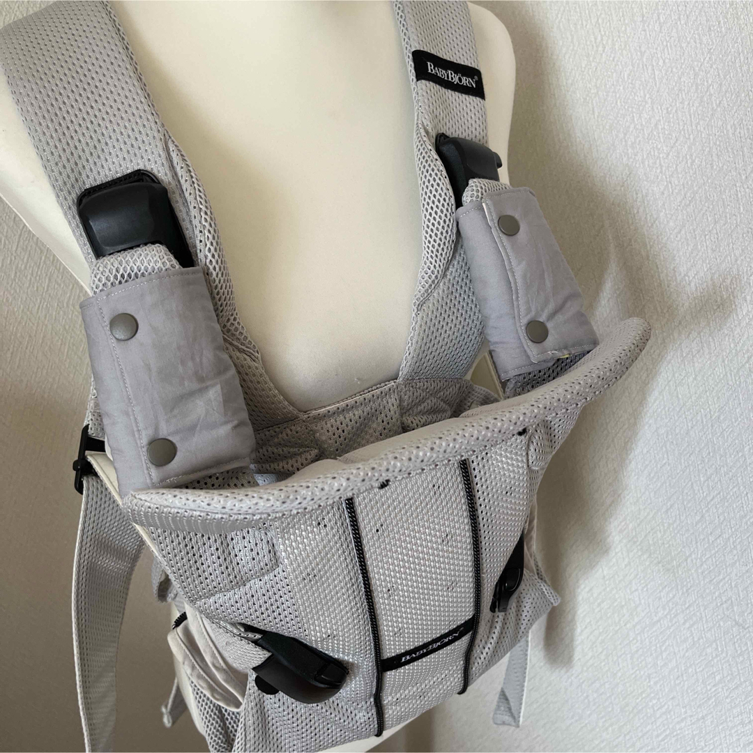 BABYBJORN(ベビービョルン)の抱っこ紐よだれカバよだれパッド　ハンドメイド　果物柄 キッズ/ベビー/マタニティの外出/移動用品(抱っこひも/おんぶひも)の商品写真