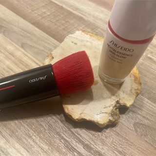 シセイドウ(SHISEIDO (資生堂))のSHISEIDO エッセンス スキングロウ ファンデーション 160shell(ファンデーション)