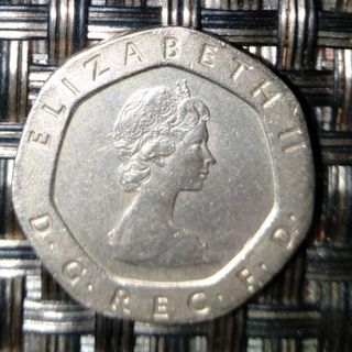 イギリスのコイン　1982年(貨幣)