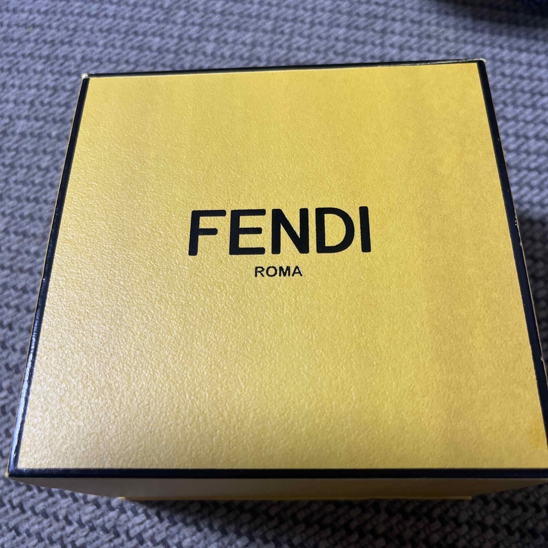 エフイズブレスレット FENDI