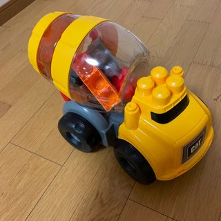 ミキサー車　メガブロック　おもちゃ(積み木/ブロック)