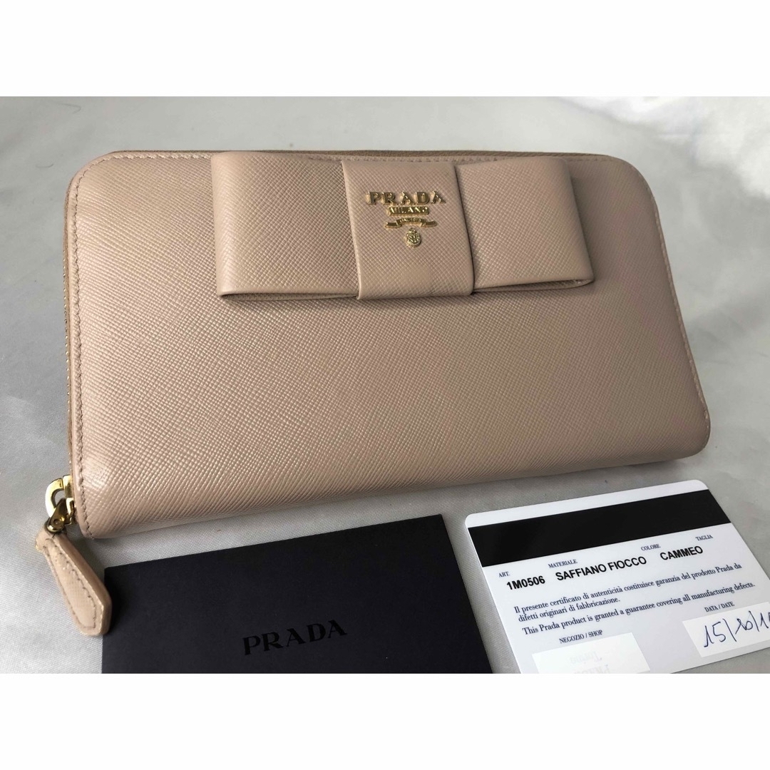 美品 PRADA プラダ サフィアーノ リボン ラウンドファスナー長財布