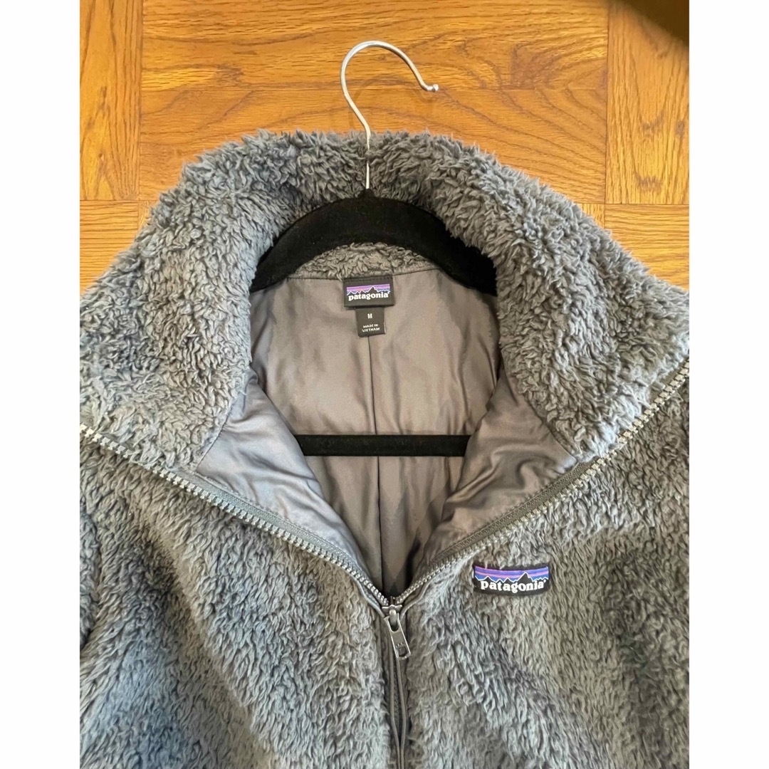 patagonia(パタゴニア)のパタゴニア　フリース　グレー　Mサイズ レディースのジャケット/アウター(その他)の商品写真