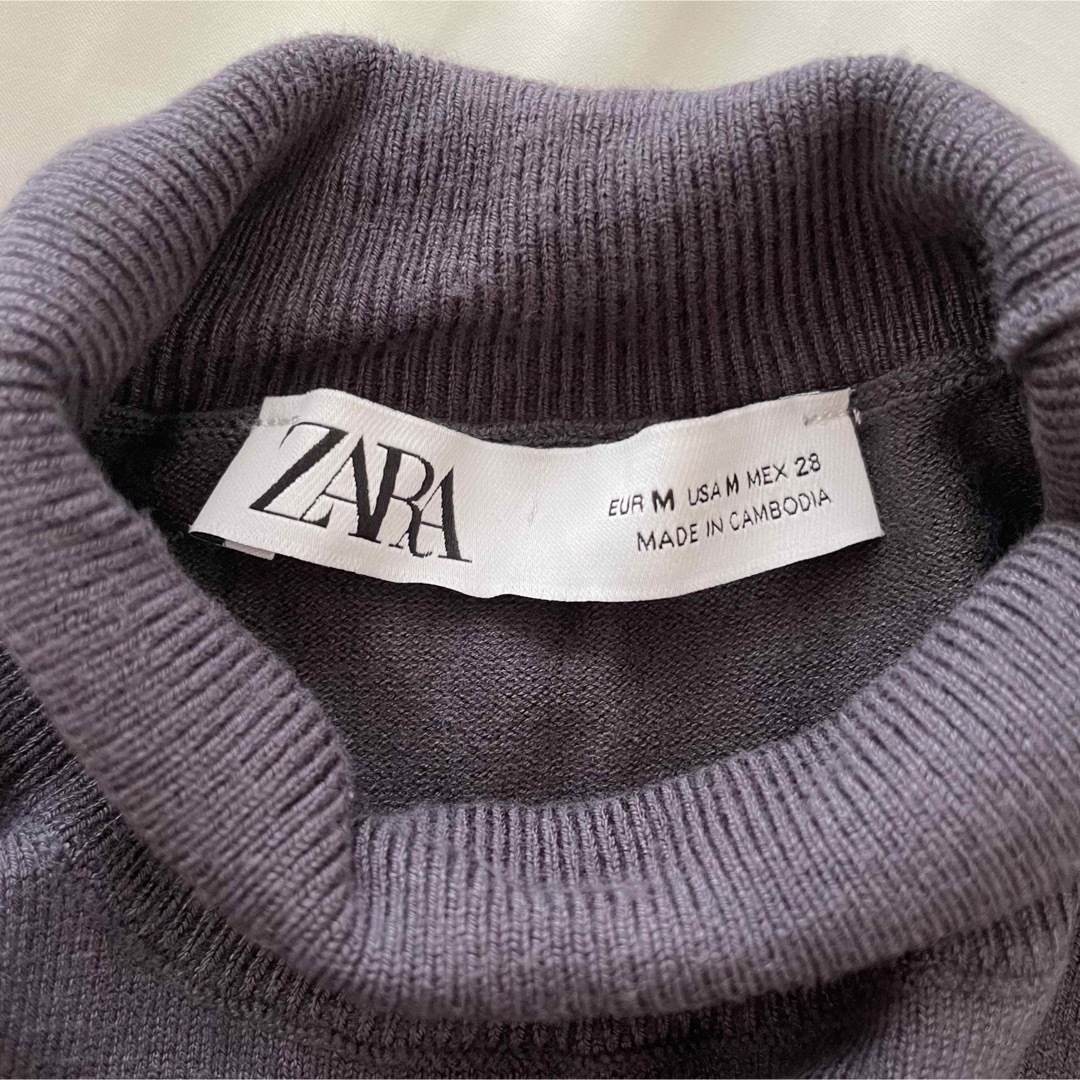 ZARA(ザラ)のZARA くすみブルーハイネックニット レディースのトップス(ニット/セーター)の商品写真