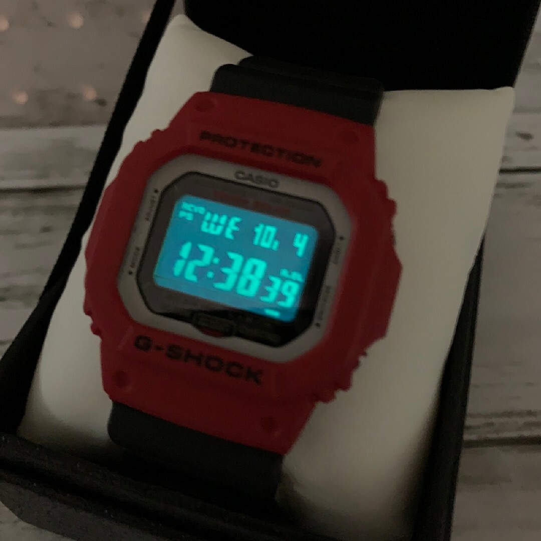 美品 カシオ G-SHOCK GW-M5610 RB-4JF 電波時計