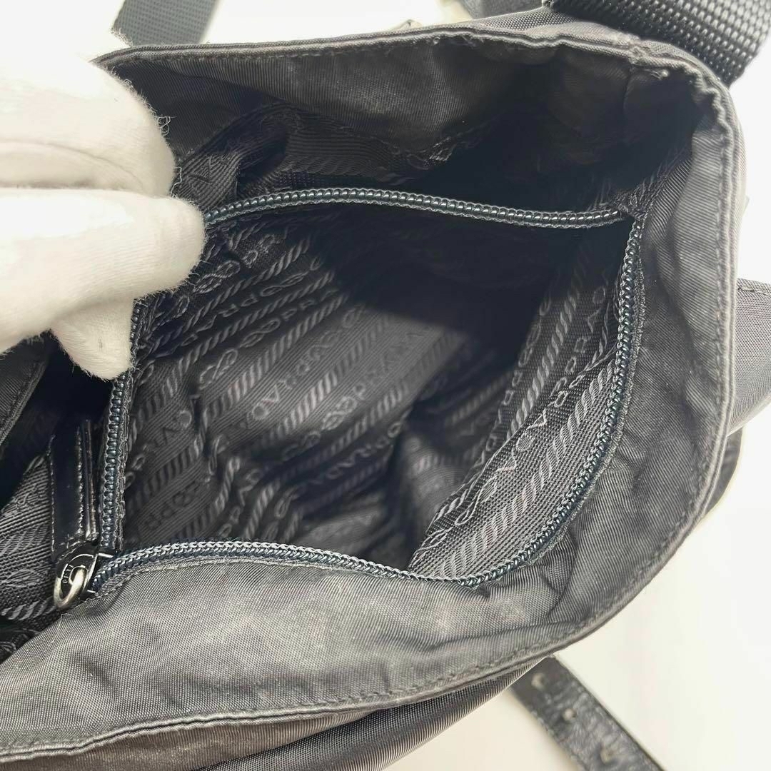 PRADA - 【極美品】プラダ 三角ロゴ ナイロン レザー ブラック