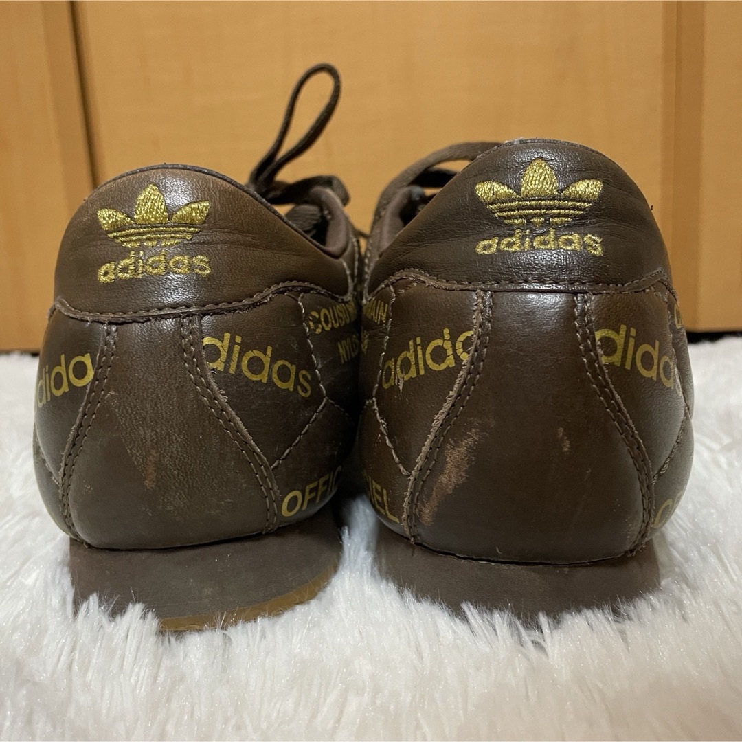 adidas(アディダス)の【adidas】稀少 スニーカー レザー ブラウン サッカーボール柄 記念 限定 メンズの靴/シューズ(スニーカー)の商品写真