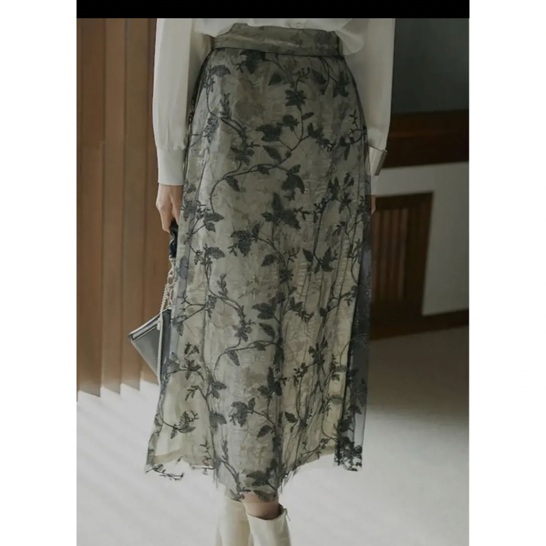 Ameri VINTAGE(アメリヴィンテージ)のアメリヴィンデージ　スカートUNDRESSED MOONY LACE SKIRT レディースのスカート(ロングスカート)の商品写真