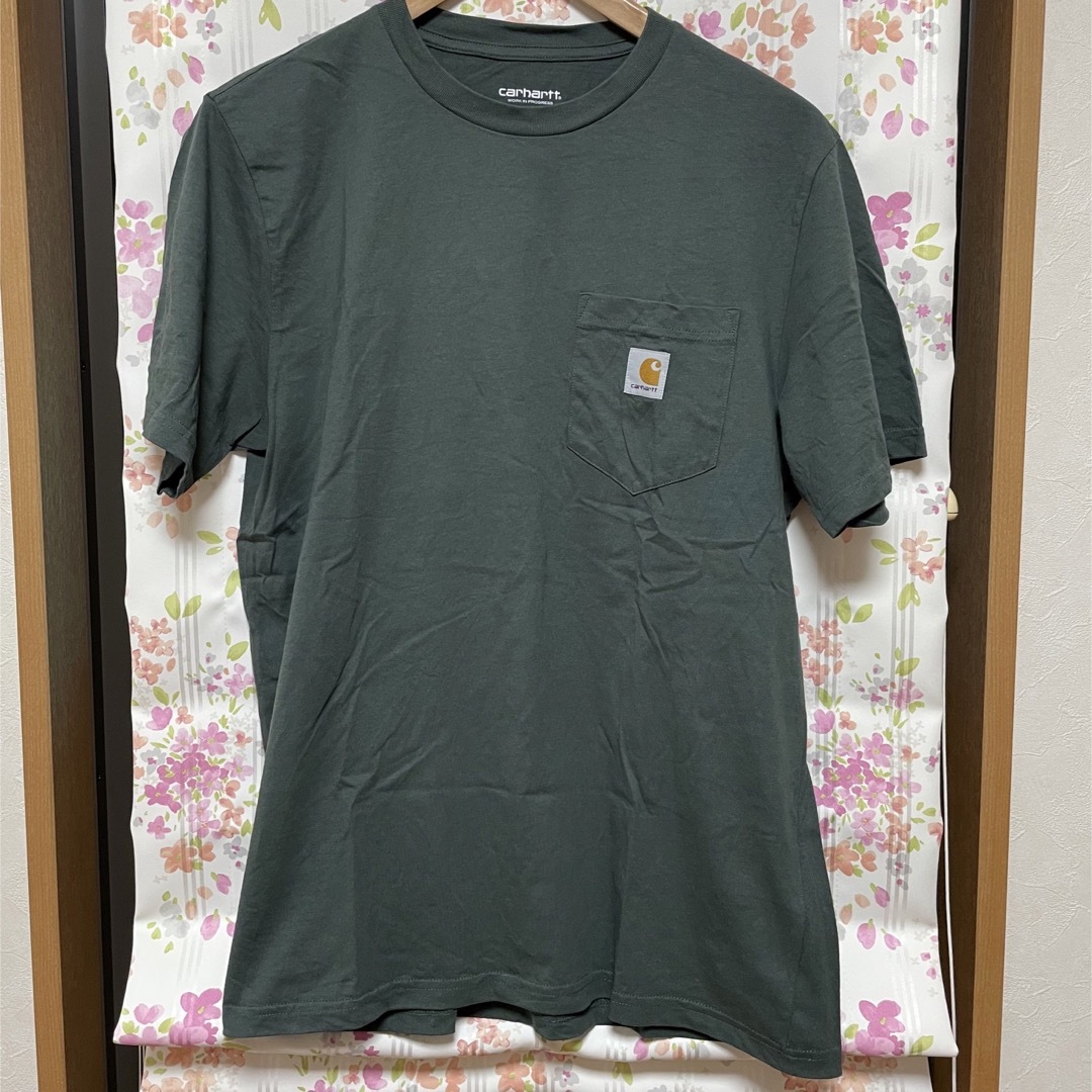 carhartt(カーハート)のカーハート　Tシャツ　グリーン　M メンズのトップス(Tシャツ/カットソー(半袖/袖なし))の商品写真