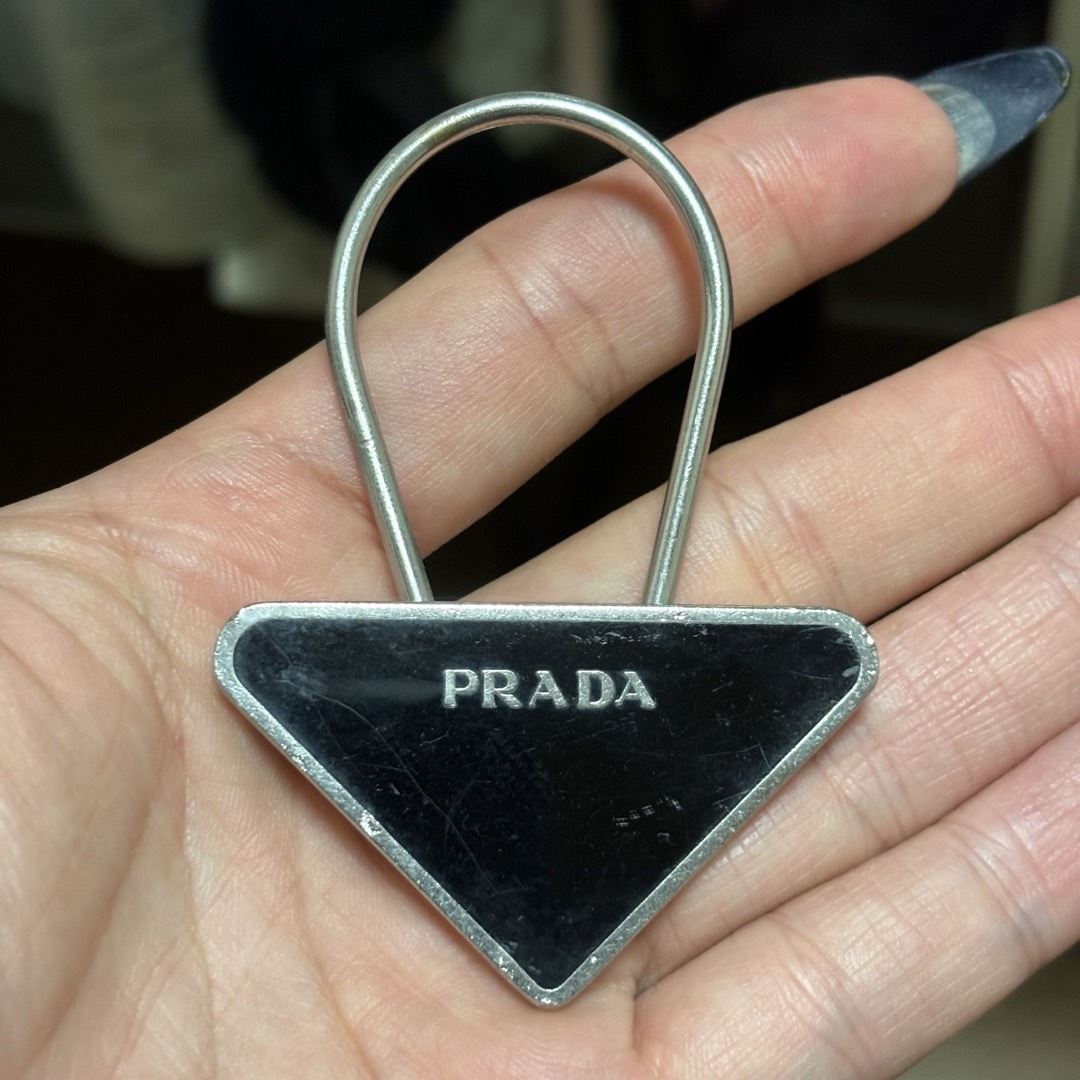 プラダ PRADA ロゴ キーリング キーホルダ バッグ チャーム M713-
