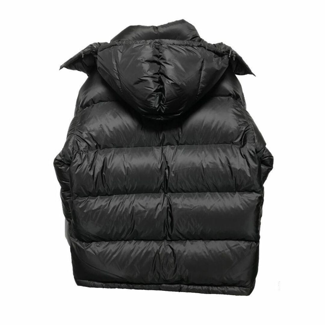 MONCLER(モンクレール)のMONCLER x HYKE　23SS　ダウンジャケット　黒 1　定価32万 メンズのジャケット/アウター(ダウンジャケット)の商品写真