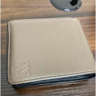 ロエベ(LOEWE)のLOEWE 折財布 二つ折り財布(折り財布)