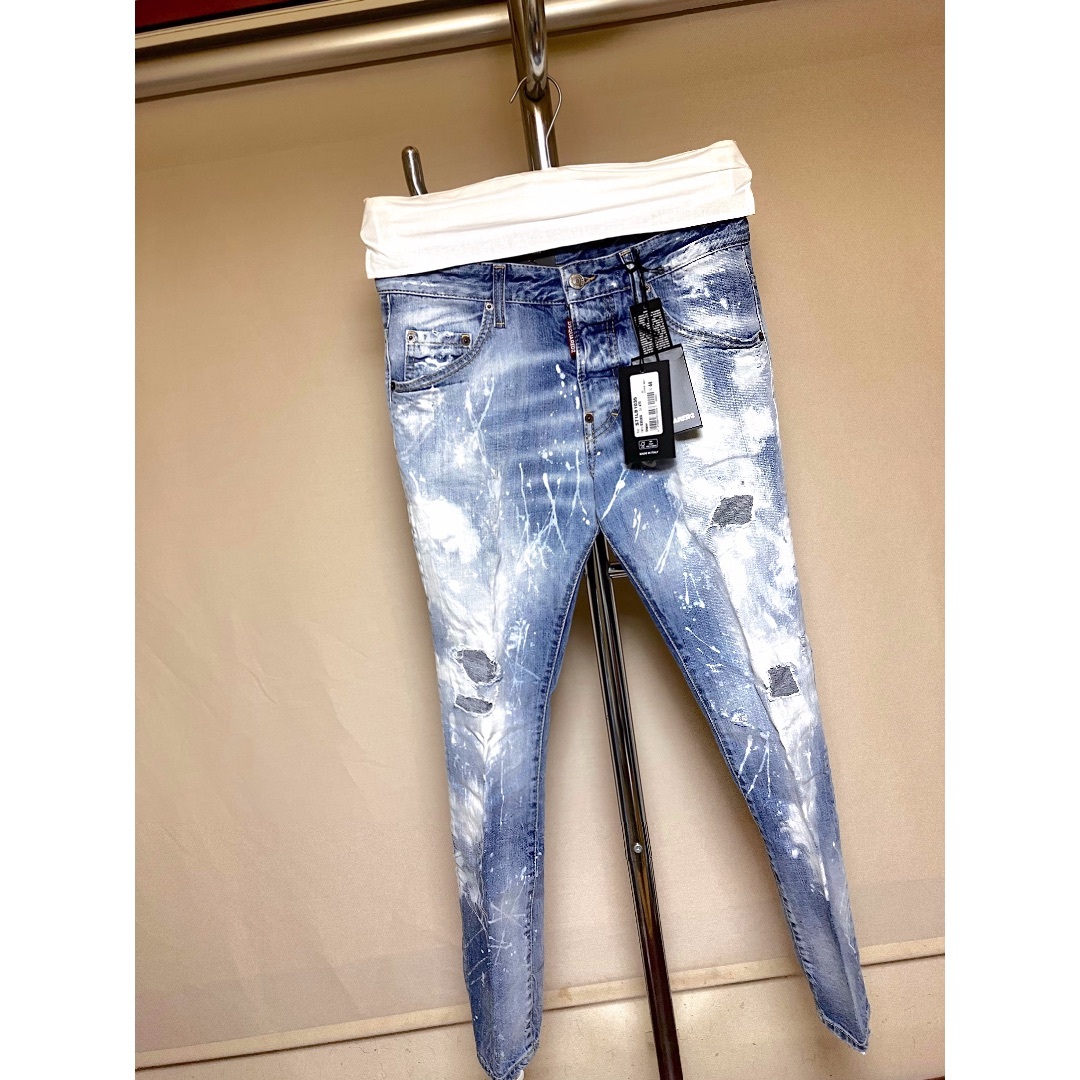 DSQUARED2(ディースクエアード)の新品 44 22ss DSQUARED2 スキニーデニム SKATER 5369 メンズのパンツ(デニム/ジーンズ)の商品写真