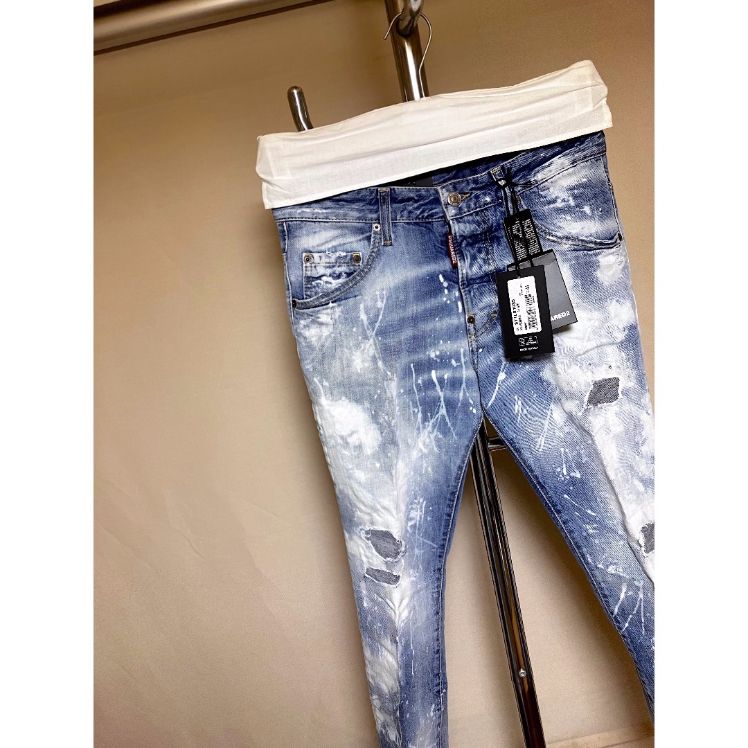 DSQUARED2(ディースクエアード)の新品 44 22ss DSQUARED2 スキニーデニム SKATER 5369 メンズのパンツ(デニム/ジーンズ)の商品写真