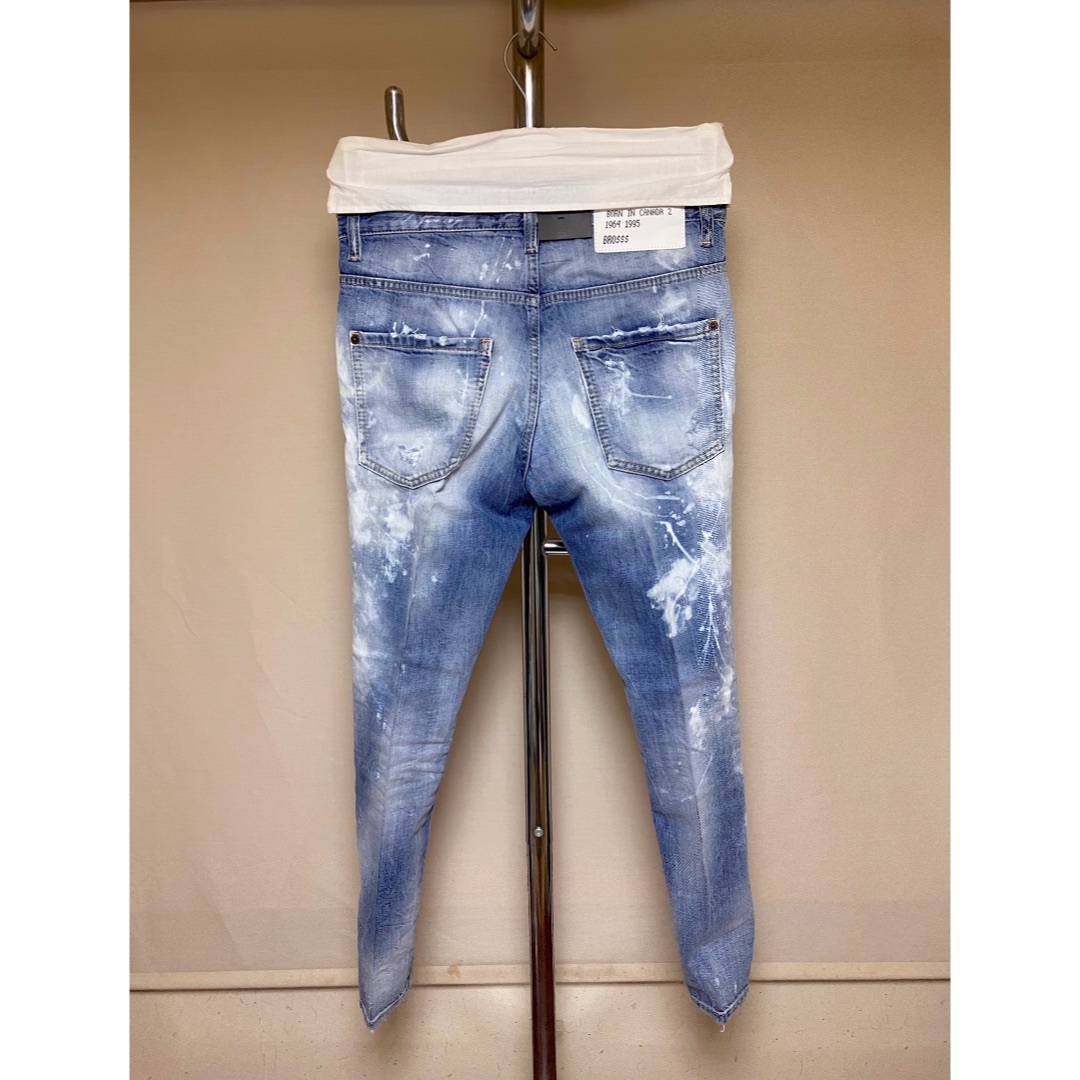 DSQUARED2(ディースクエアード)の新品 44 22ss DSQUARED2 スキニーデニム SKATER 5369 メンズのパンツ(デニム/ジーンズ)の商品写真