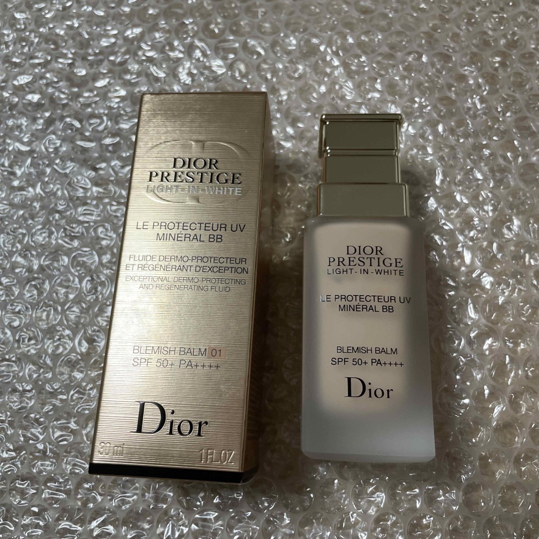 化粧下地Dior プレステージ ホワイト ルプロテクターUV ミネラルBB 01 新品