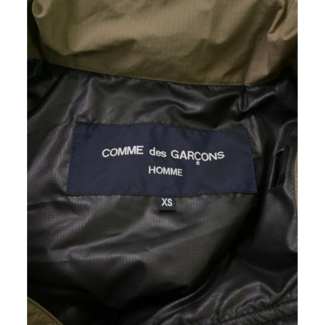 COMME des GARCONS HOMME(コムデギャルソンオム)のCOMME des GARCONS HOMME ダウンコート XS カーキx黒 【古着】【中古】 メンズのジャケット/アウター(その他)の商品写真