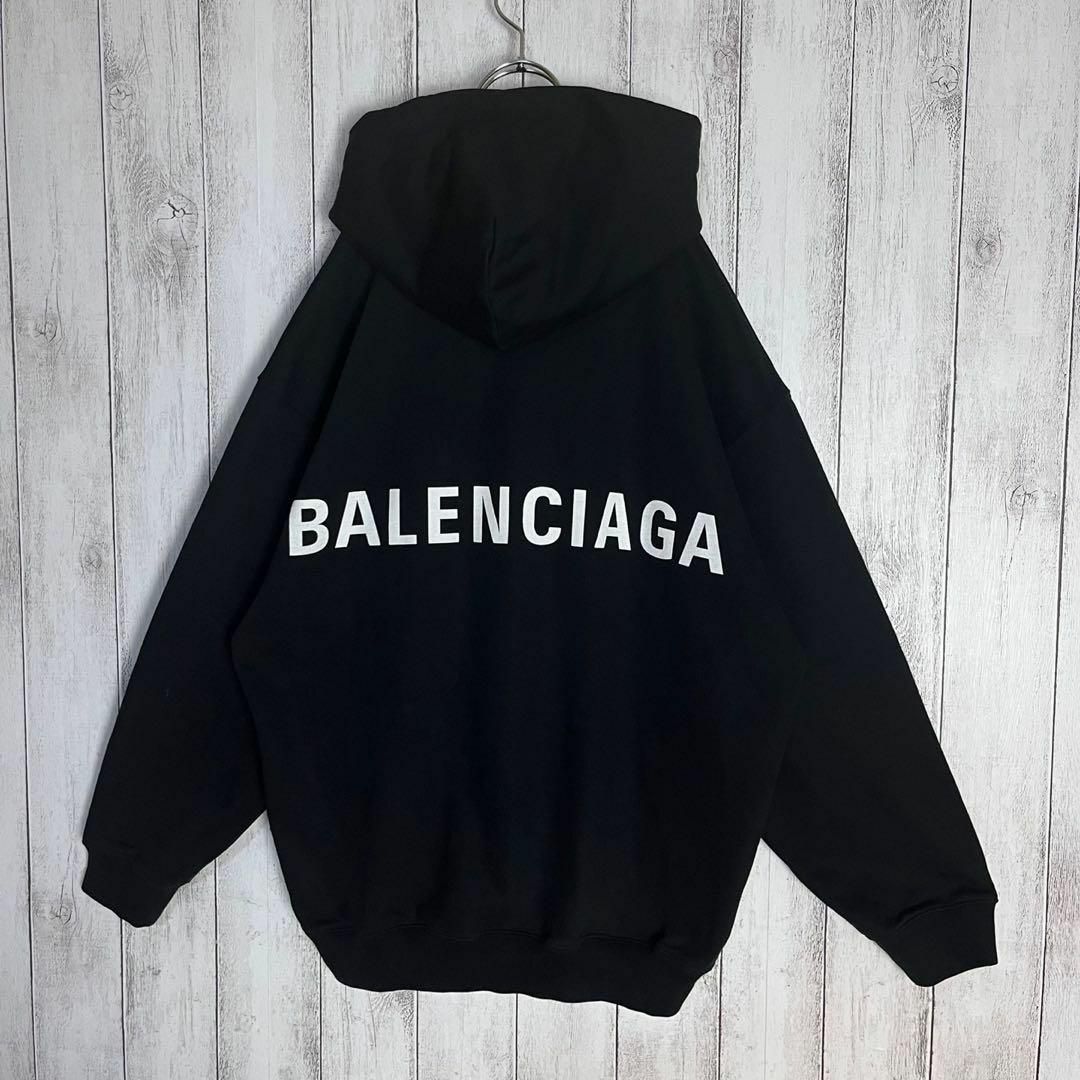 Balenciaga - 【超人気デザイン】バレンシアガ☆バックロゴ入り