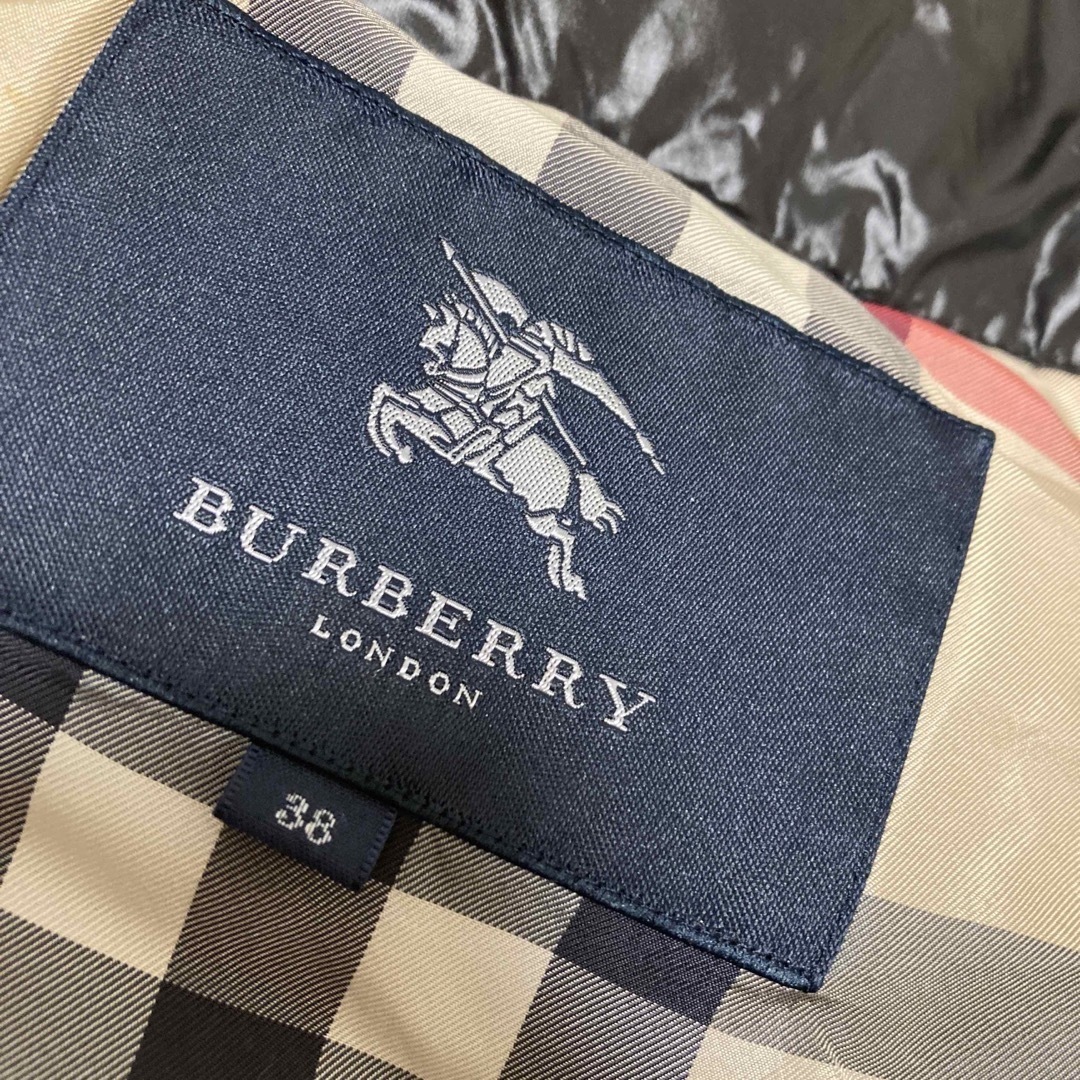 BURBERRY(バーバリー)のヨーコチャン　トレンチコート　バーバリー　ダウンベスト　まとめ売り レディースのジャケット/アウター(ダウンベスト)の商品写真