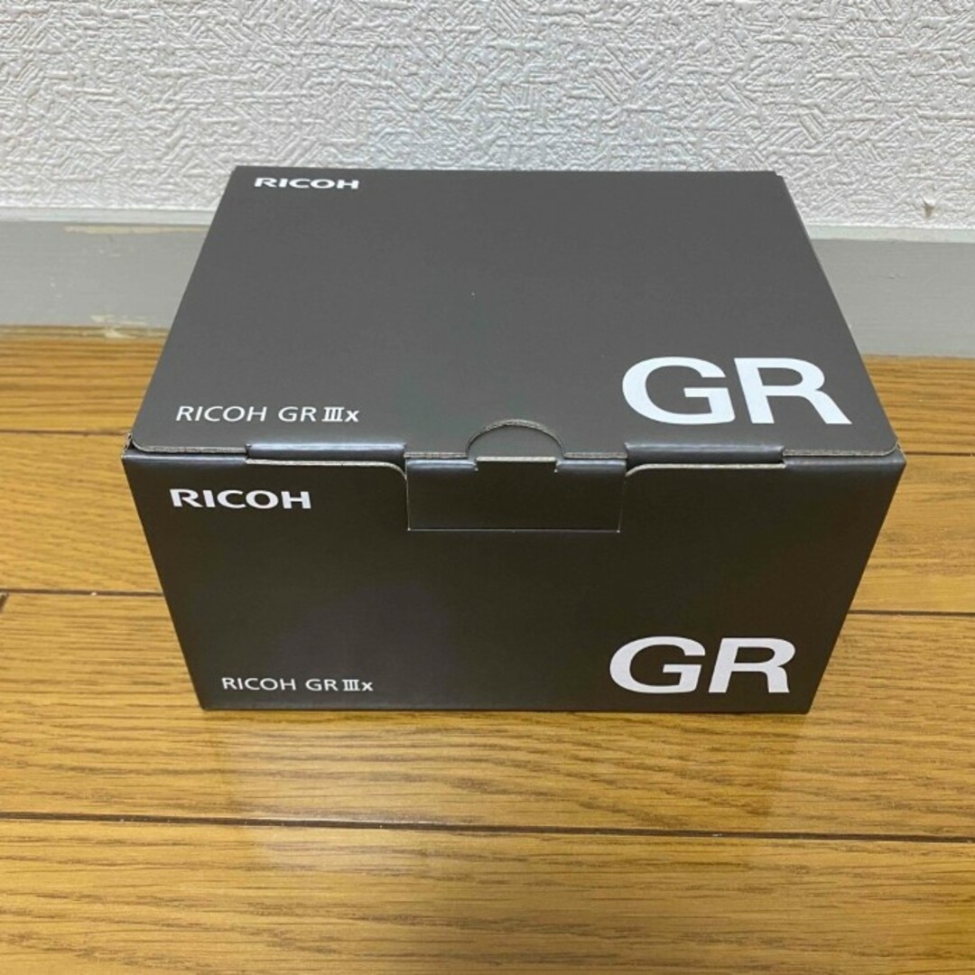 RICOH(リコー)の新品未使用　RICOH GR Ⅲ x スマホ/家電/カメラのカメラ(コンパクトデジタルカメラ)の商品写真