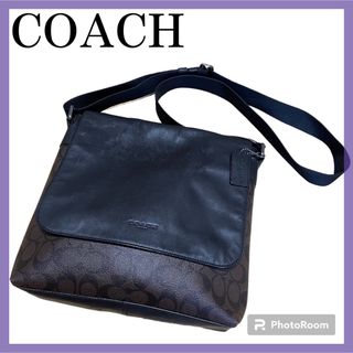 コーチ(COACH)の美品❗️coachコーチ✨シグネチャー　ショルダーバッグ　ユニセックス A4(ショルダーバッグ)