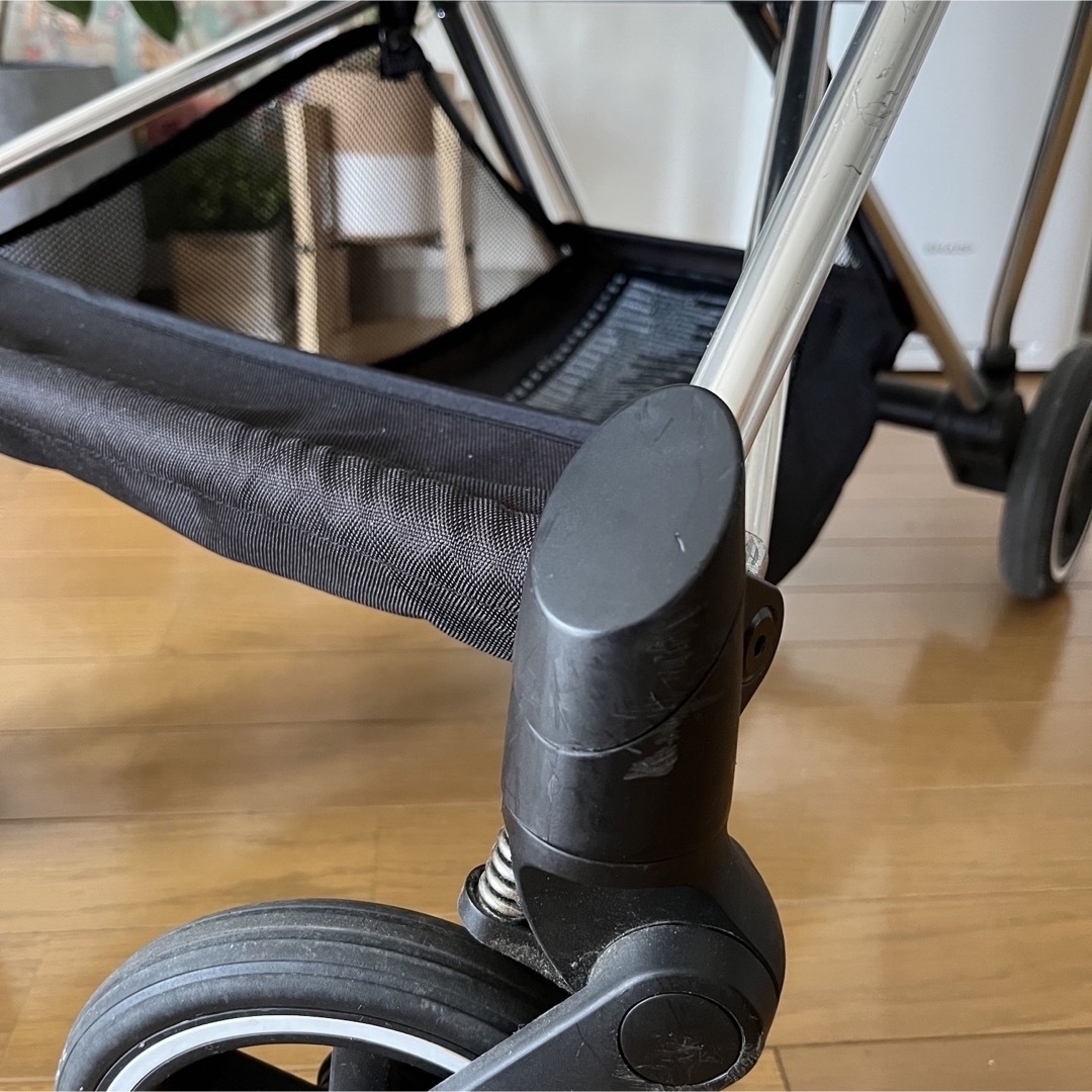 cybex(サイベックス)の今だけ価格cybex サイベックス　ミオス　マンハッタングレー　 キッズ/ベビー/マタニティの外出/移動用品(ベビーカー/バギー)の商品写真