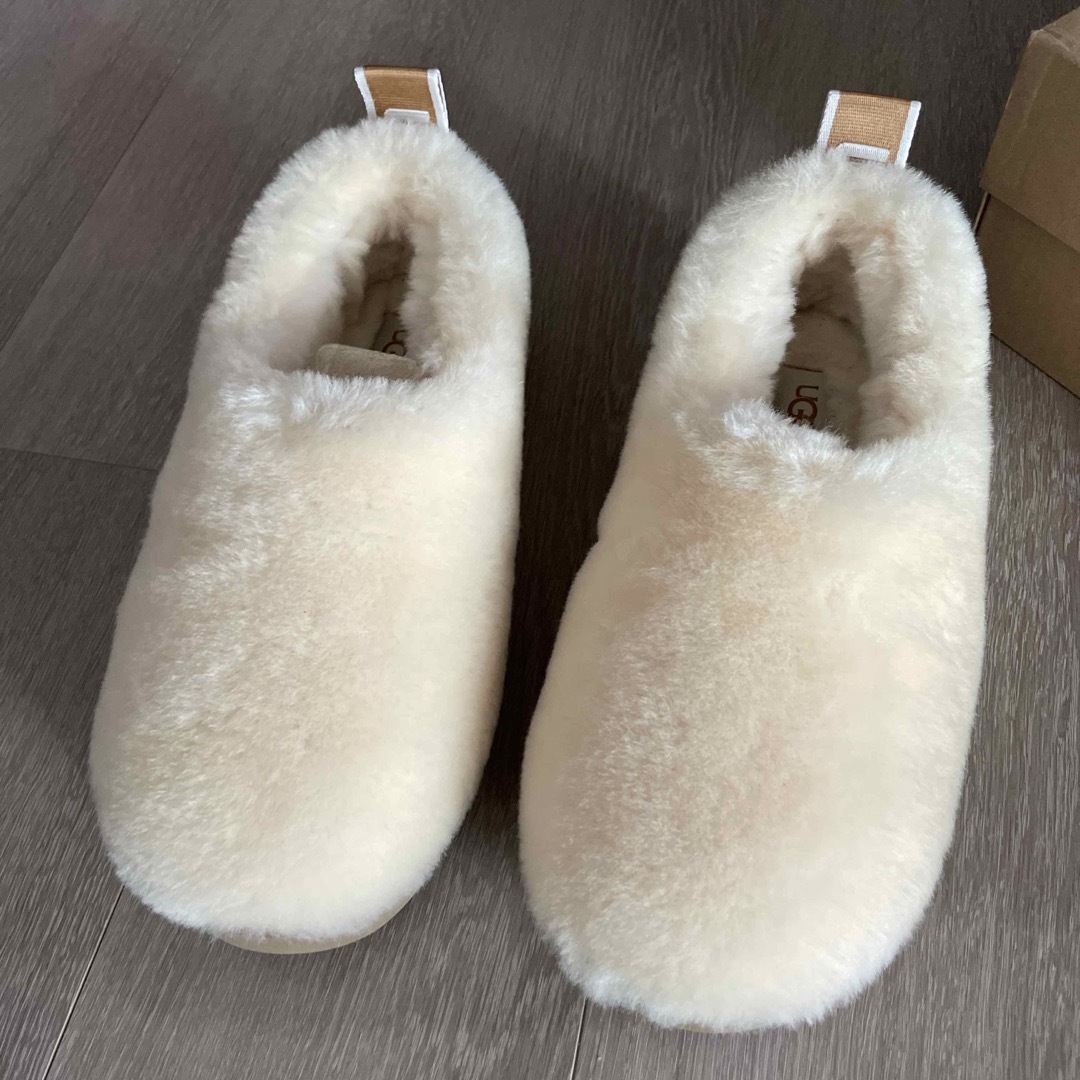 UGG(アグ)のUGG クラシックコージーブーティー レディースの靴/シューズ(スリッポン/モカシン)の商品写真