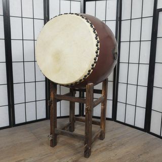 新品】【蔵出し】締め太鼓 牛 革 和太鼓 バチ付き 台付き 入門用