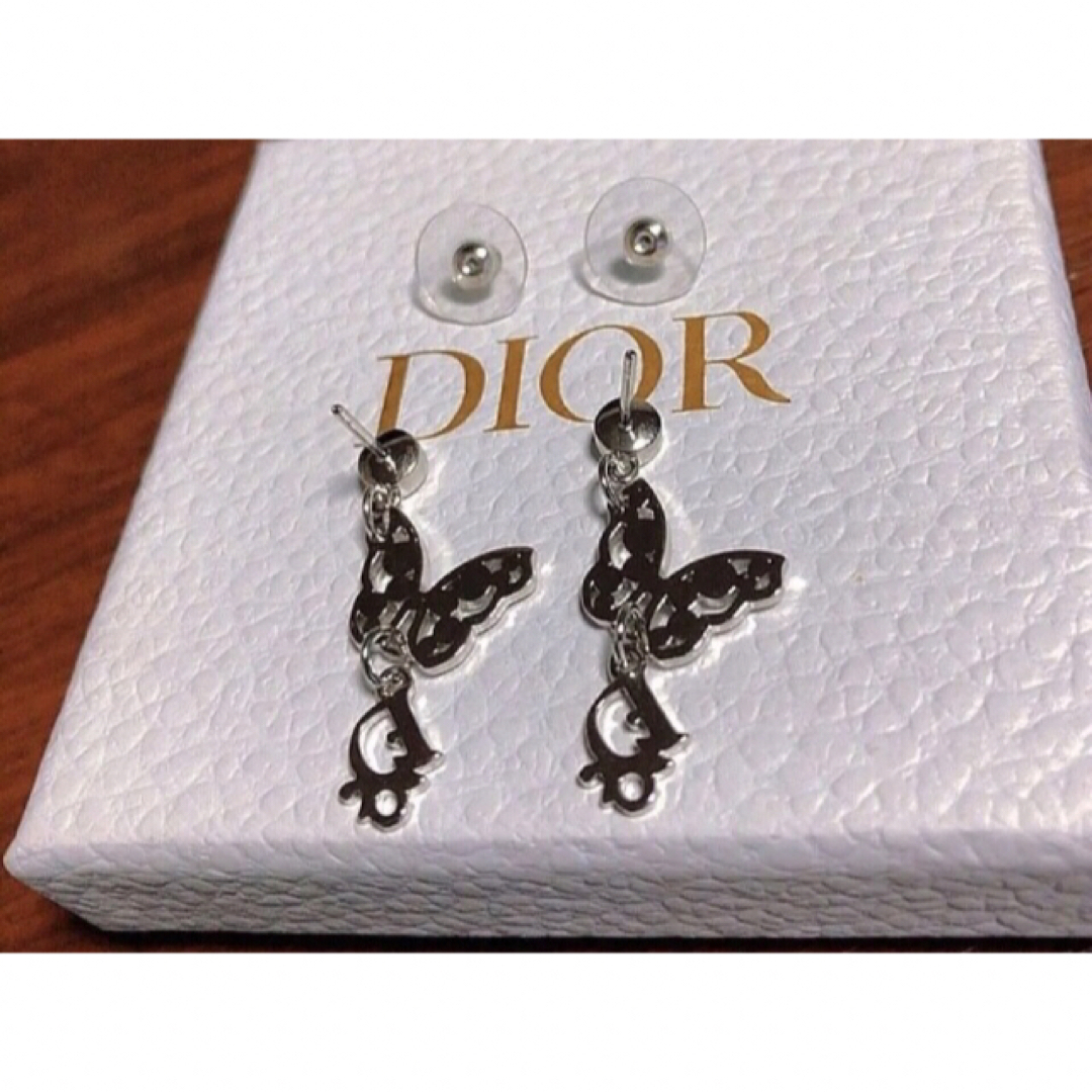 Christian Dior 蝶 ピアス シルバー Butterfly