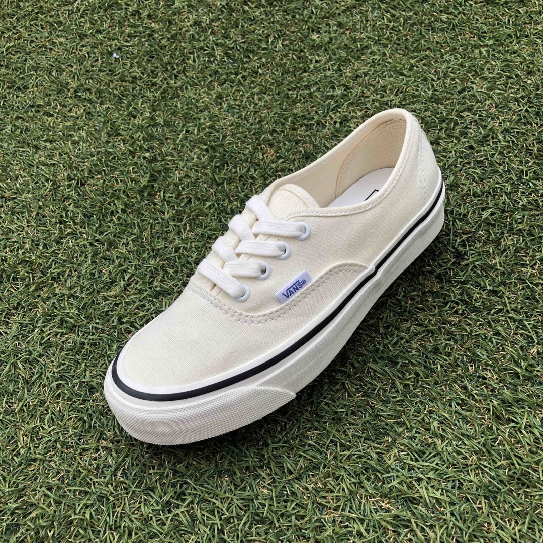 新同22.5 VANS ヴァンズ オーセンティック 44 DX HW321