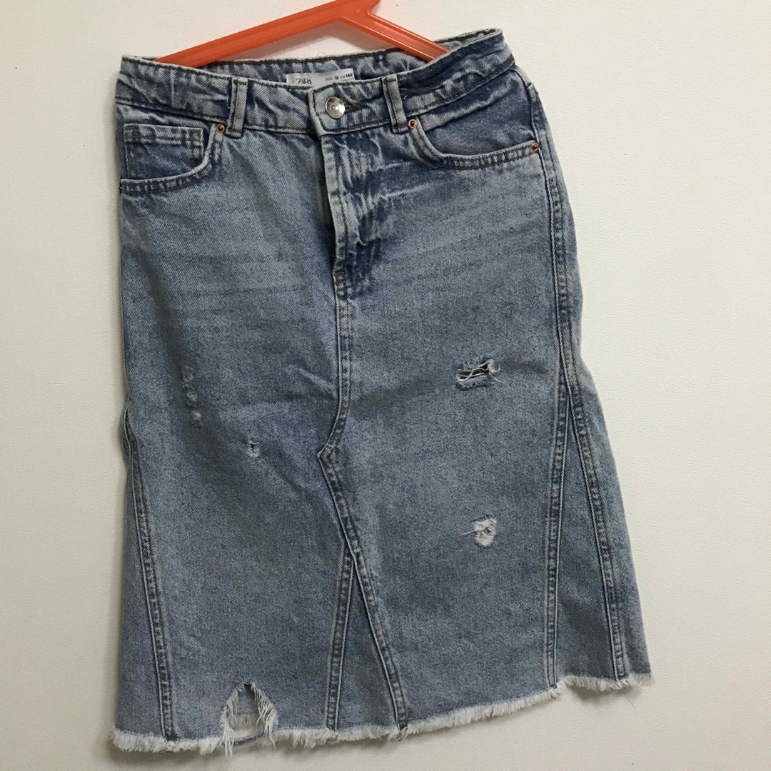 ZARA KIDS(ザラキッズ)のZARAキッズ♡デニムスカート140 キッズ/ベビー/マタニティのキッズ服女の子用(90cm~)(スカート)の商品写真