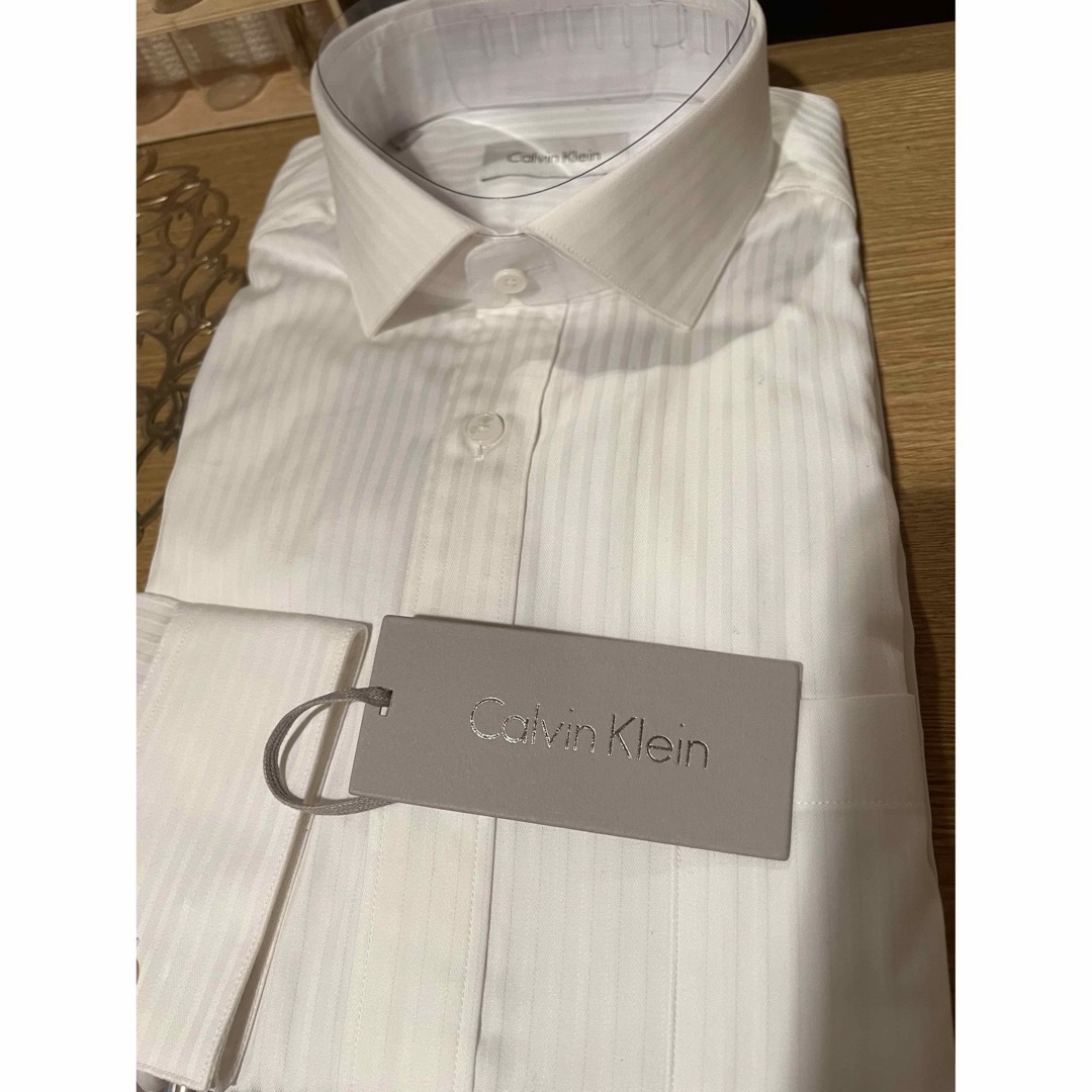 入社式新品❇︎ M ck メンズ　シャドーストライプ白シャツ