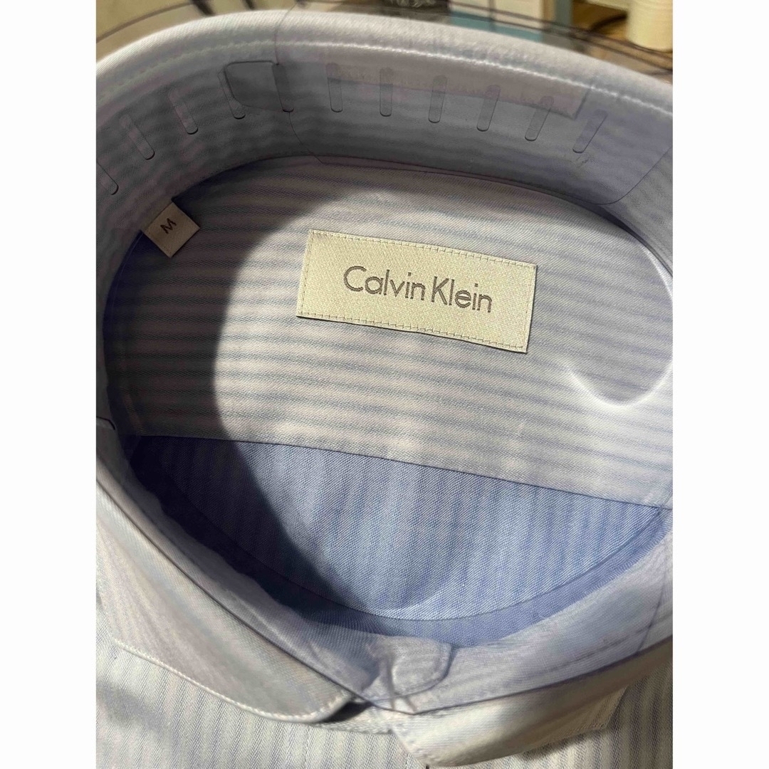 Calvin Klein(カルバンクライン)の新品❇︎M ストライプシャツ　Calvin Klein 水色　メンズ メンズのトップス(シャツ)の商品写真
