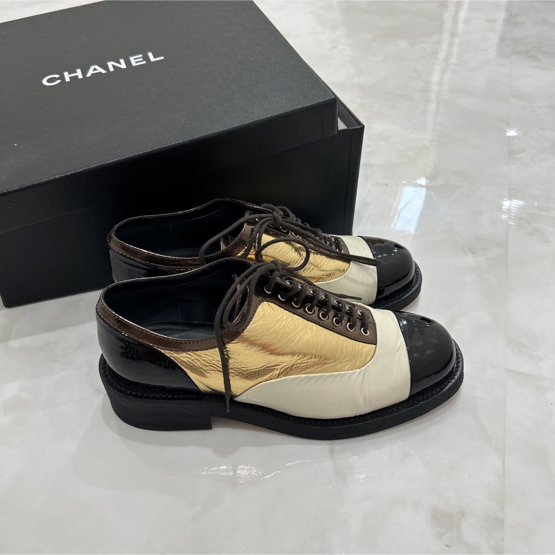 CHANEL - シャネル パテント ココマーク レースアップ CHANEL - シャネル パテント ココマーク レースアップ