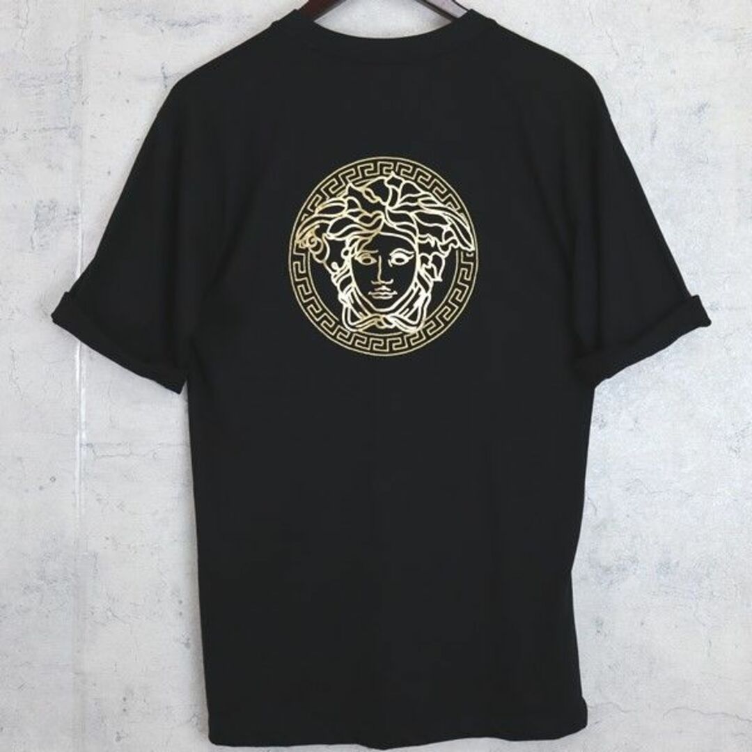 お値下げします！FENDI Tシャツ