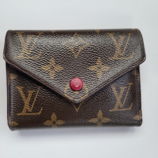 ルイヴィトン(LOUIS VUITTON)のLouis Vuitton、ルイヴィトン　折り財布、ポルトフォイユヴィクトリーヌ(財布)