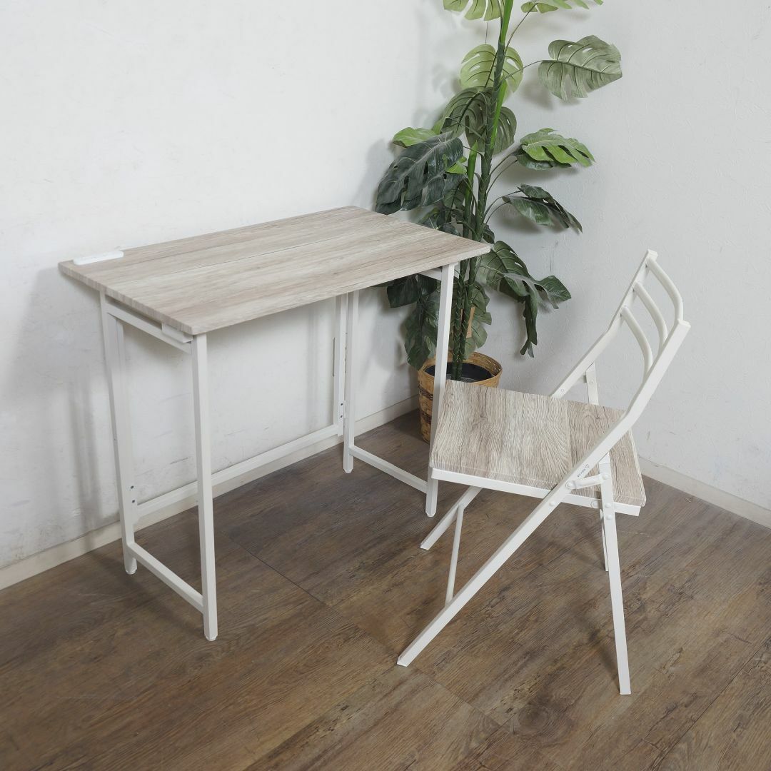 新品】デスク&チェアセット 折りたたみ可 コンセント付 新品】デスク&チェアセット 折りたたみ可 コンセント付
