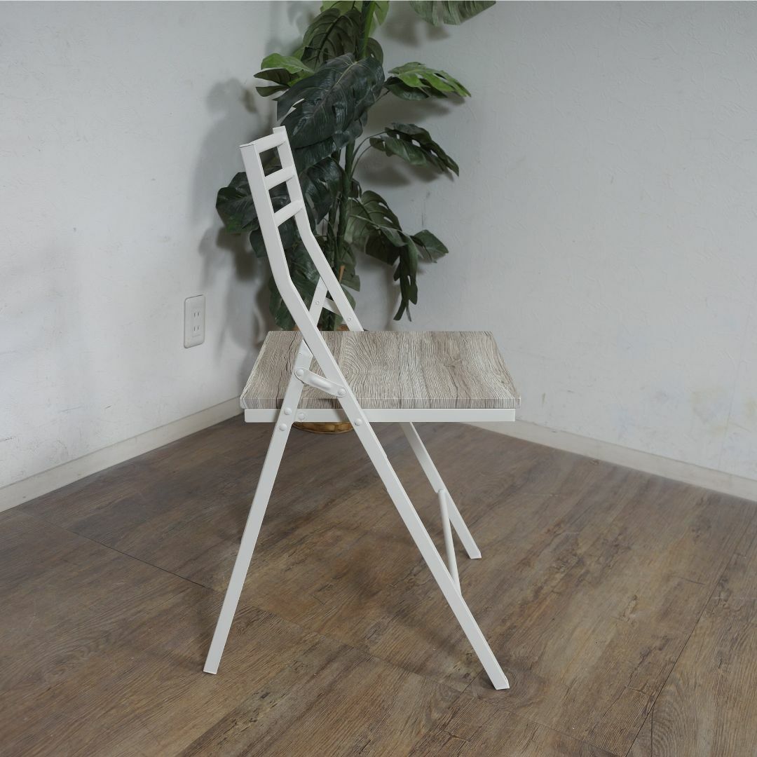 新品】デスク&チェアセット 折りたたみ可 コンセント付 新品】デスク&チェアセット 折りたたみ可 コンセント付