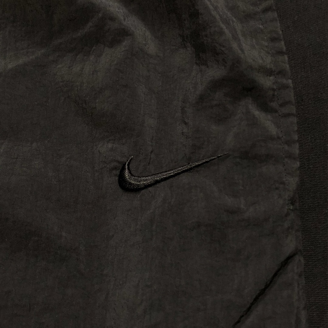 NIKE(ナイキ)の90's Nike all black nylon pants swoosh メンズのパンツ(その他)の商品写真