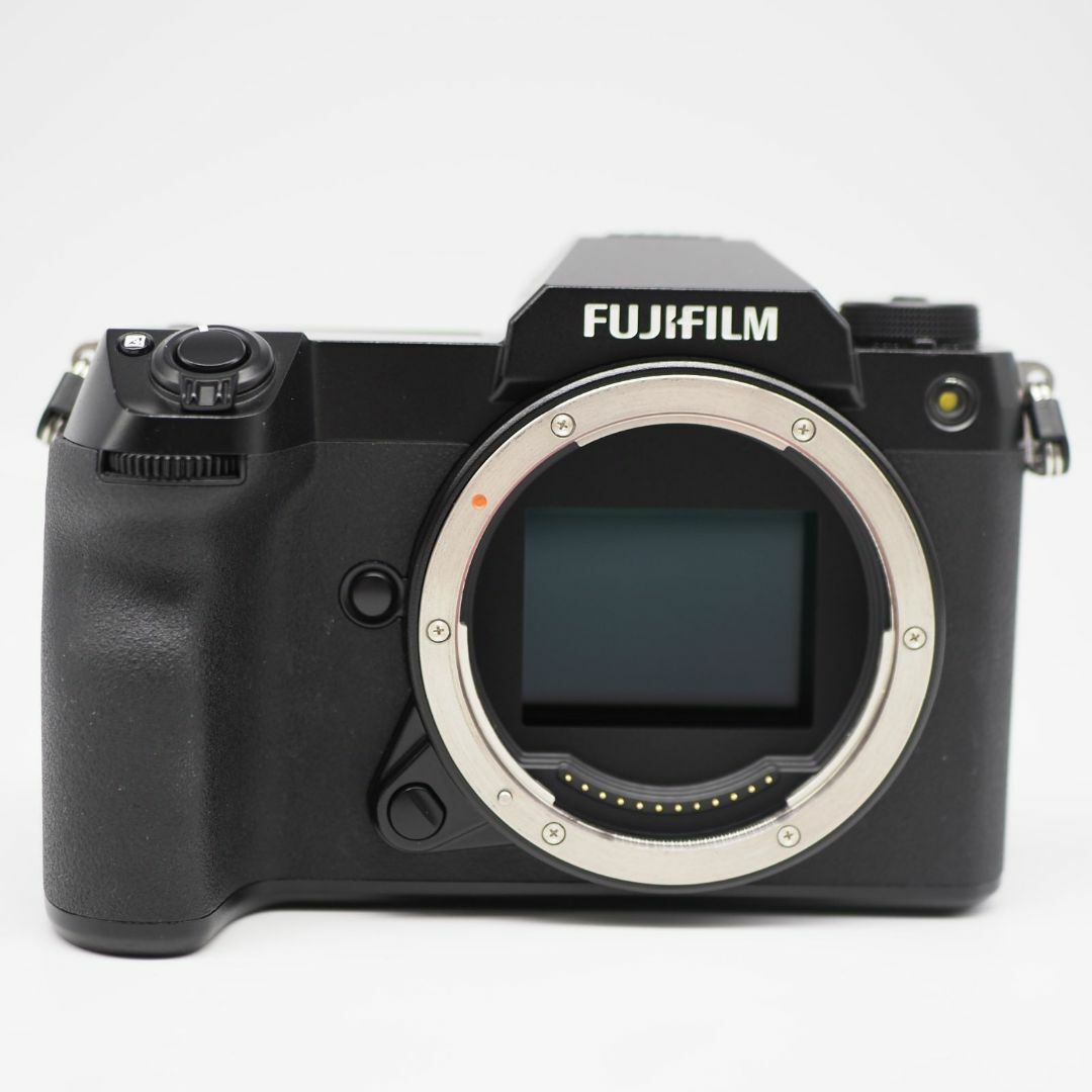 富士フイルム(フジフイルム)の■2451ショット■ FUJIFILM GFX 100S ボディ ブラック スマホ/家電/カメラのカメラ(ミラーレス一眼)の商品写真